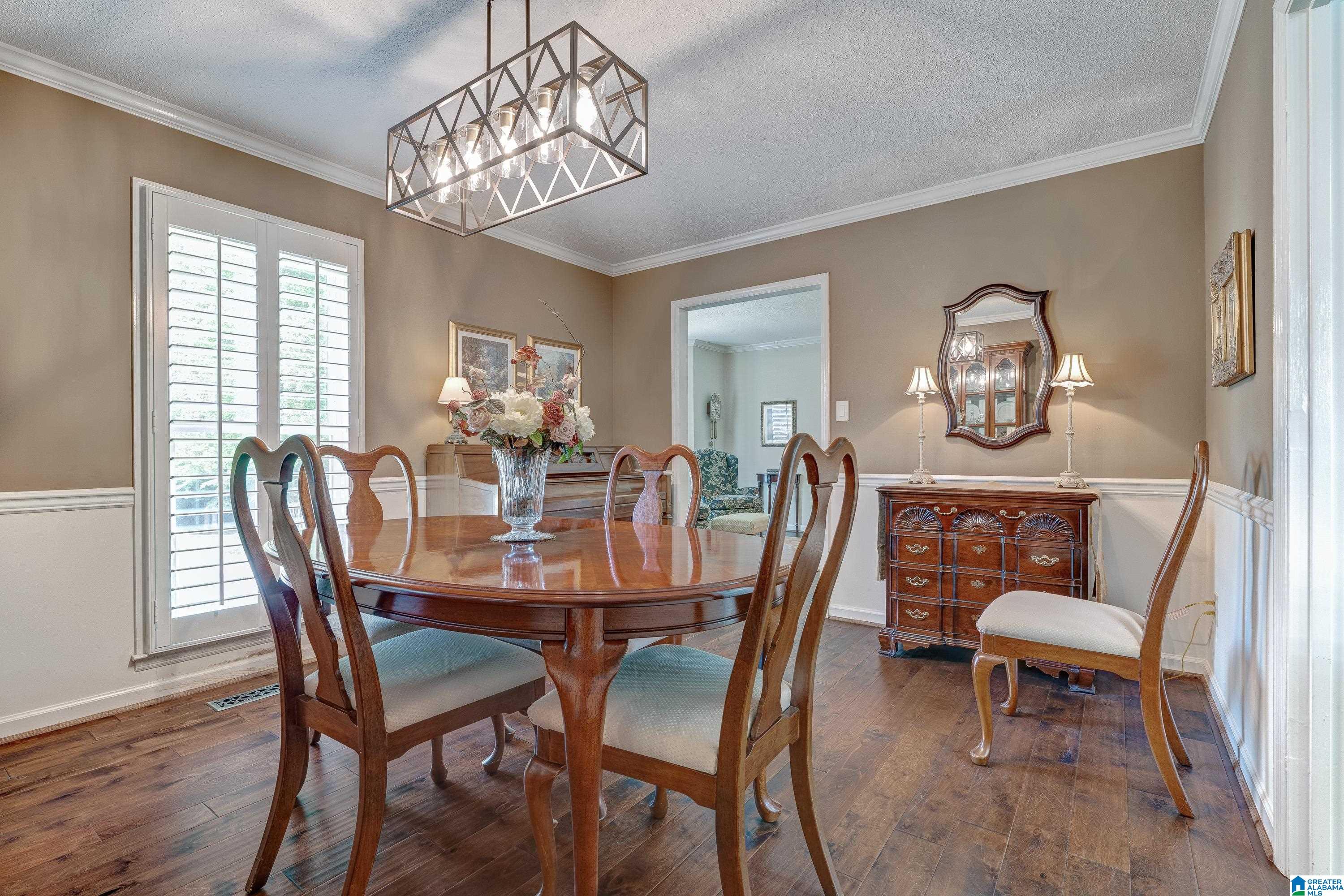 853 Ridgecrest Drive Gardendale, AL 35071 - Photo 8 of 34