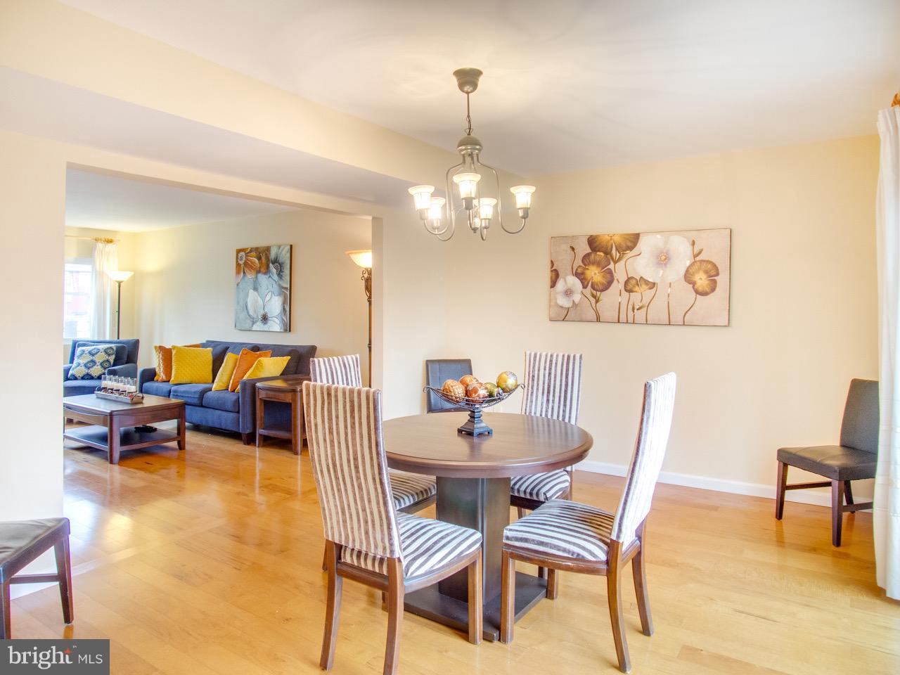 2237 Wheelwright Court Reston, VA 20191 - Photo 8 of 20 Separate Dining Room