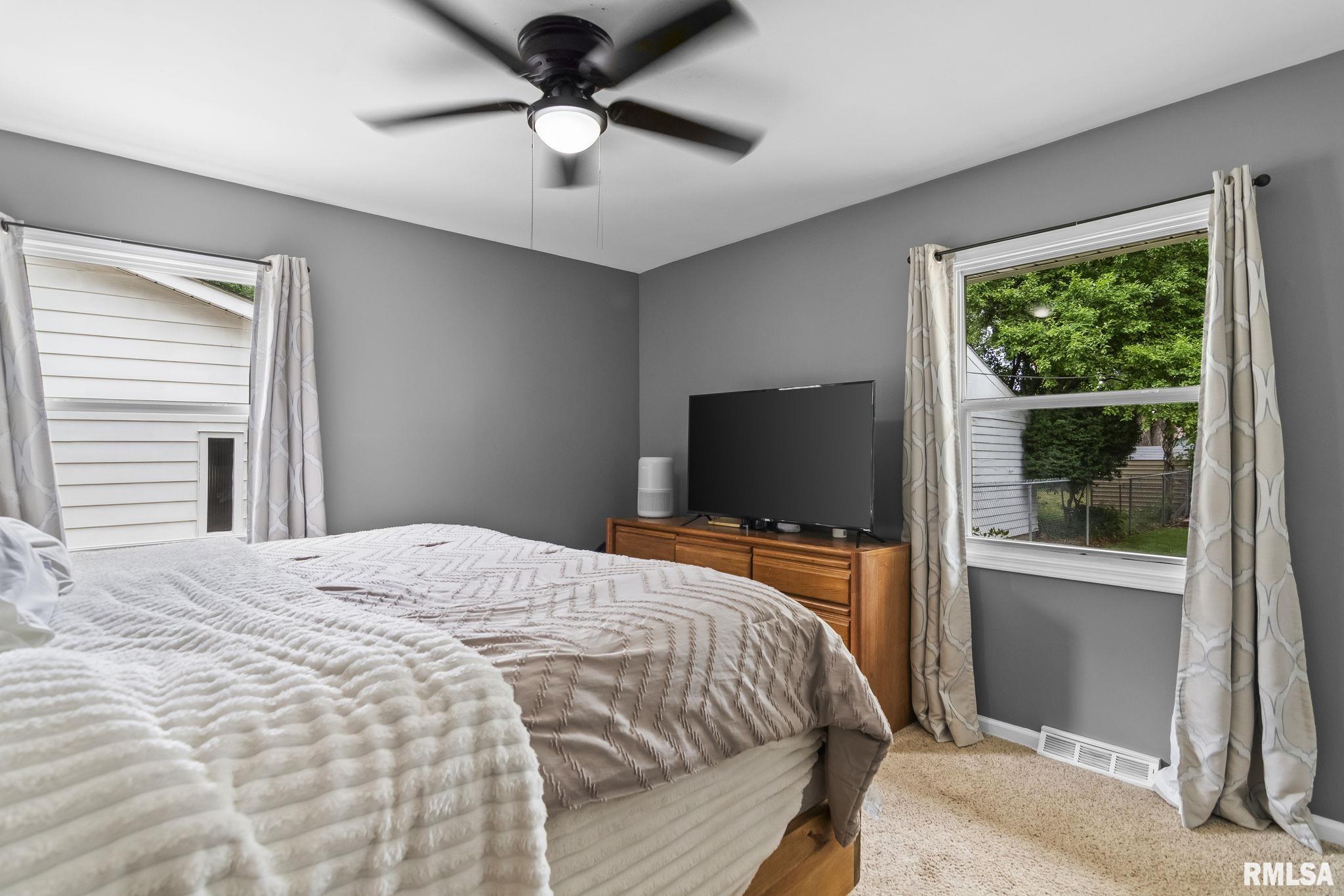 446 West Lake Shore Drive Springfield, IL 62703 - Photo 12 of 30