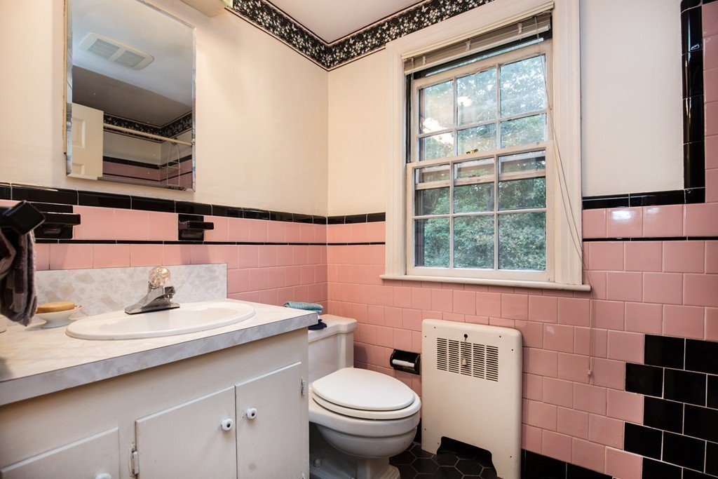 85 Pine Ridge Road Reading, MA 01867 - Photo 21 of 22