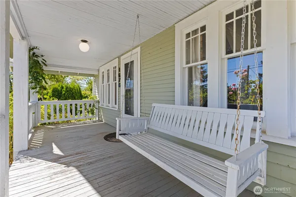 $699,950 | 1676 Collins Road, Buckley, WA 98321