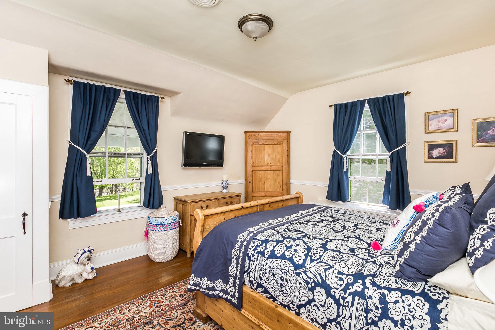 2427 Pickwick Road Baltimore, MD 21207 - Photo 5 of 38 Bedroom 1 (Master Bedroom)