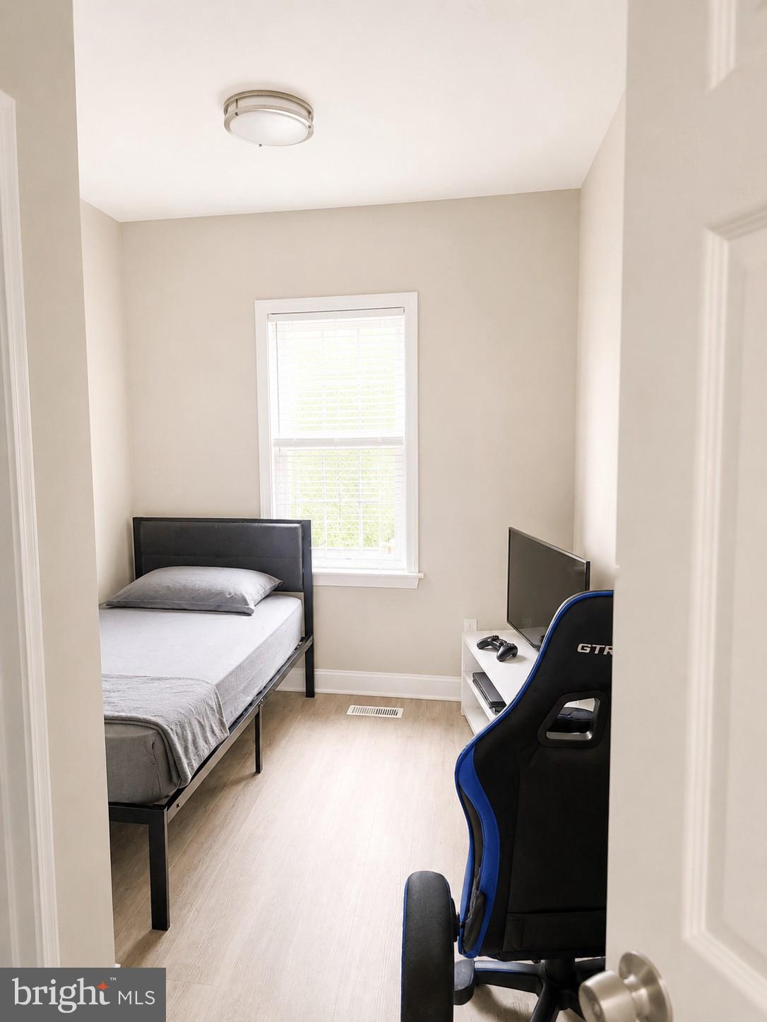 2700 Springhill Avenue Baltimore, MD 21215 - Photo 5 of 14 Bedroom