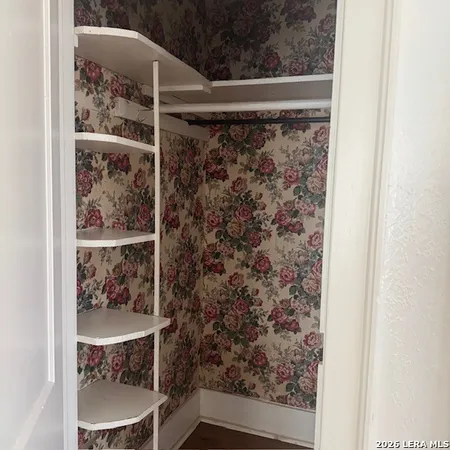 $800 | 126 East Hollywood Avenue, Unit 2, San Antonio, TX 78212