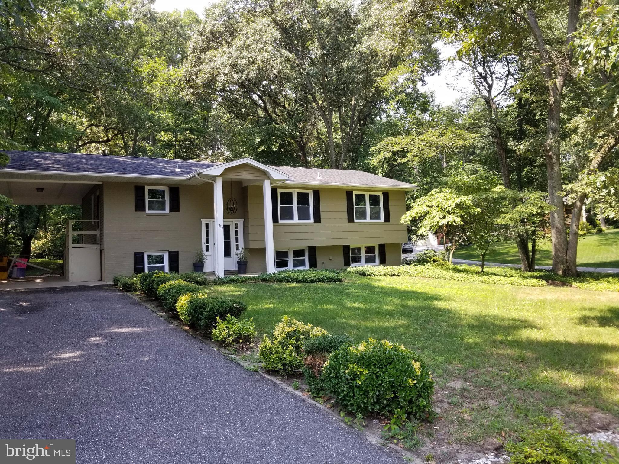 686 Dill Road Severna Park, MD 21146 - Photo 1 of 25 Exterior (Front)