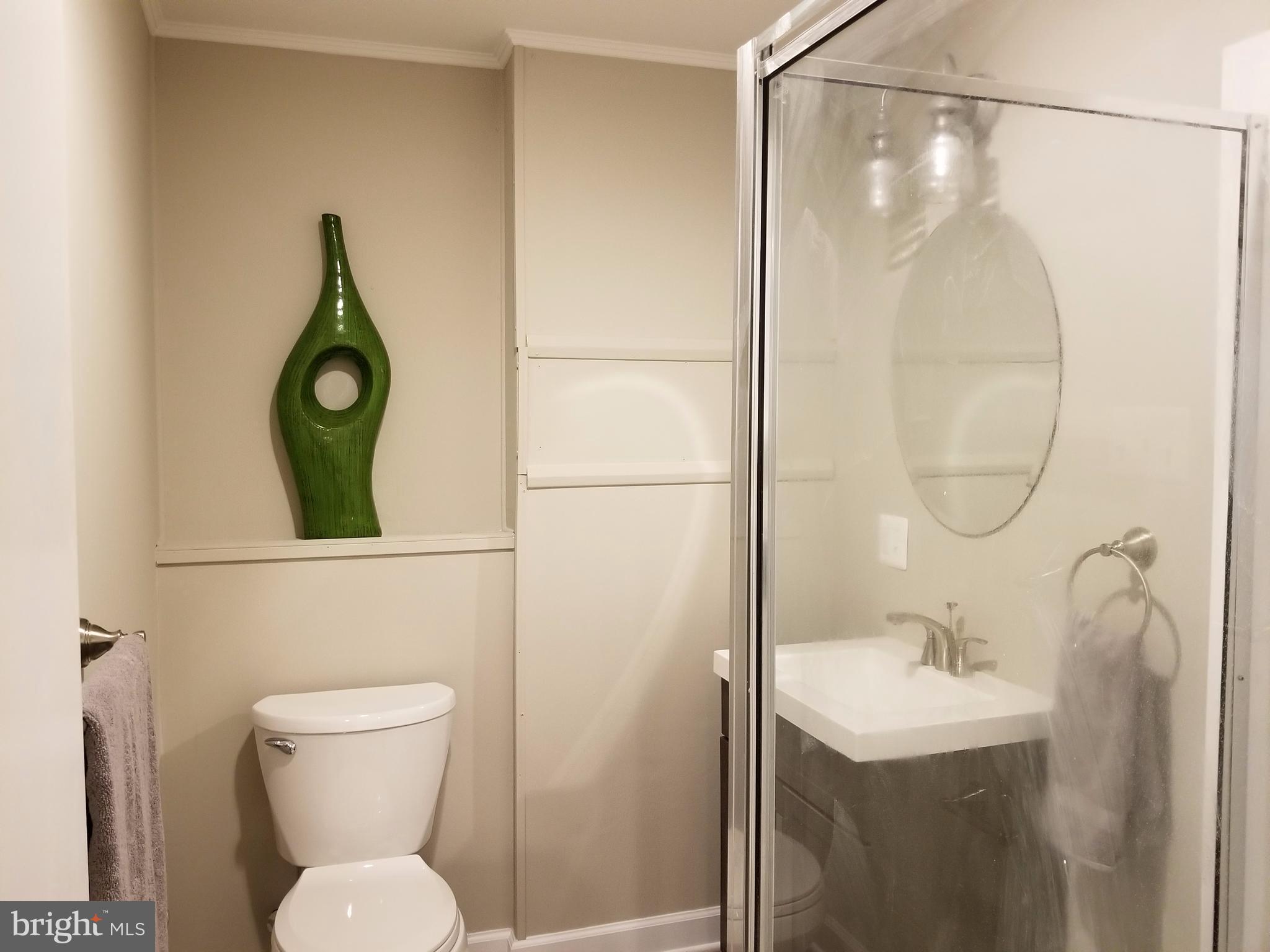 686 Dill Road Severna Park, MD 21146 - Photo 17 of 25 Bath