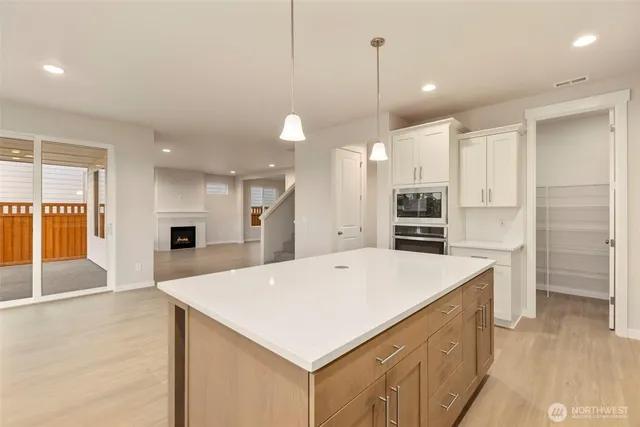 $882,790 | 20402 150th Street East, Unit 581, Bonney Lake, WA 98391