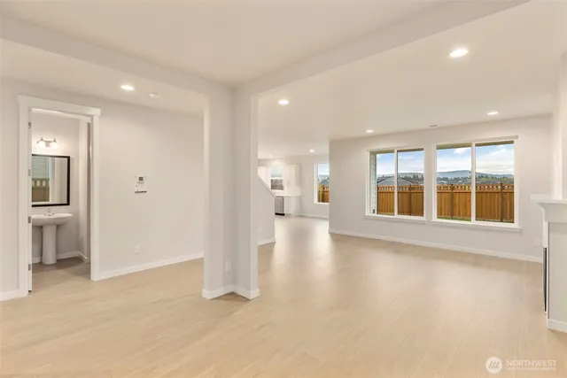 $882,790 | 20402 150th Street East, Unit 581, Bonney Lake, WA 98391