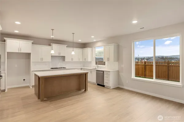 $882,790 | 20402 150th Street East, Unit 581, Bonney Lake, WA 98391
