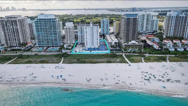 $3,499 | 5825 Collins Avenue, Unit 9B, Miami Beach, FL 33140