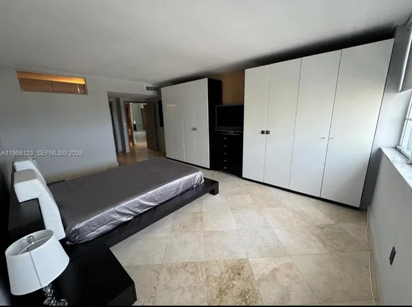$3,499 | 5825 Collins Avenue, Unit 9B, Miami Beach, FL 33140