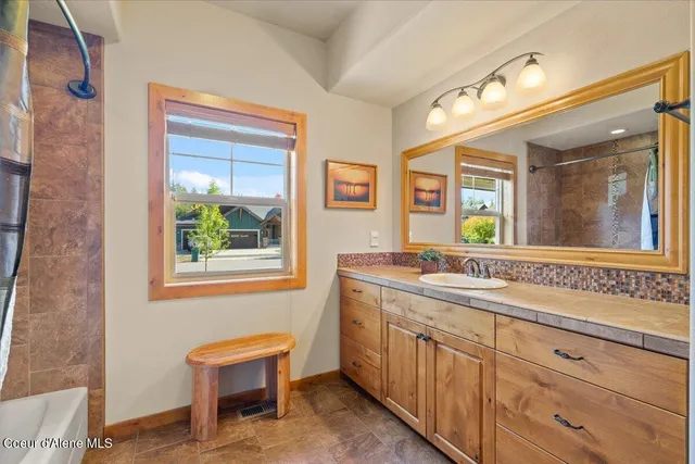 $949,000 | 11085 North Cattle Drive, Hayden, ID 83835