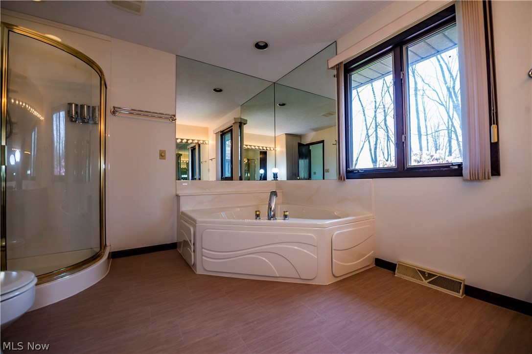 990 Brook Road Wadsworth, OH 44281 - Photo 20 of 35 Gallery Image 20