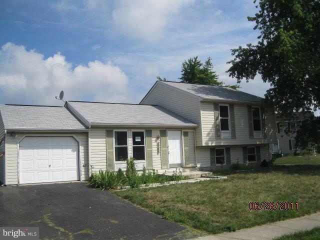 3136 Ripple Road Windsor Mill, MD 21244 - Photo 6 of 6 Exterior (Front)