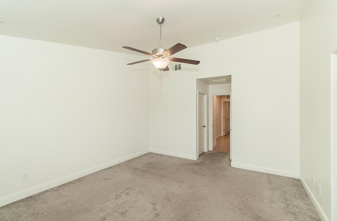 461 Cascade Way Madera, CA 93636 - Photo 16 of 36 Gallery Image 16