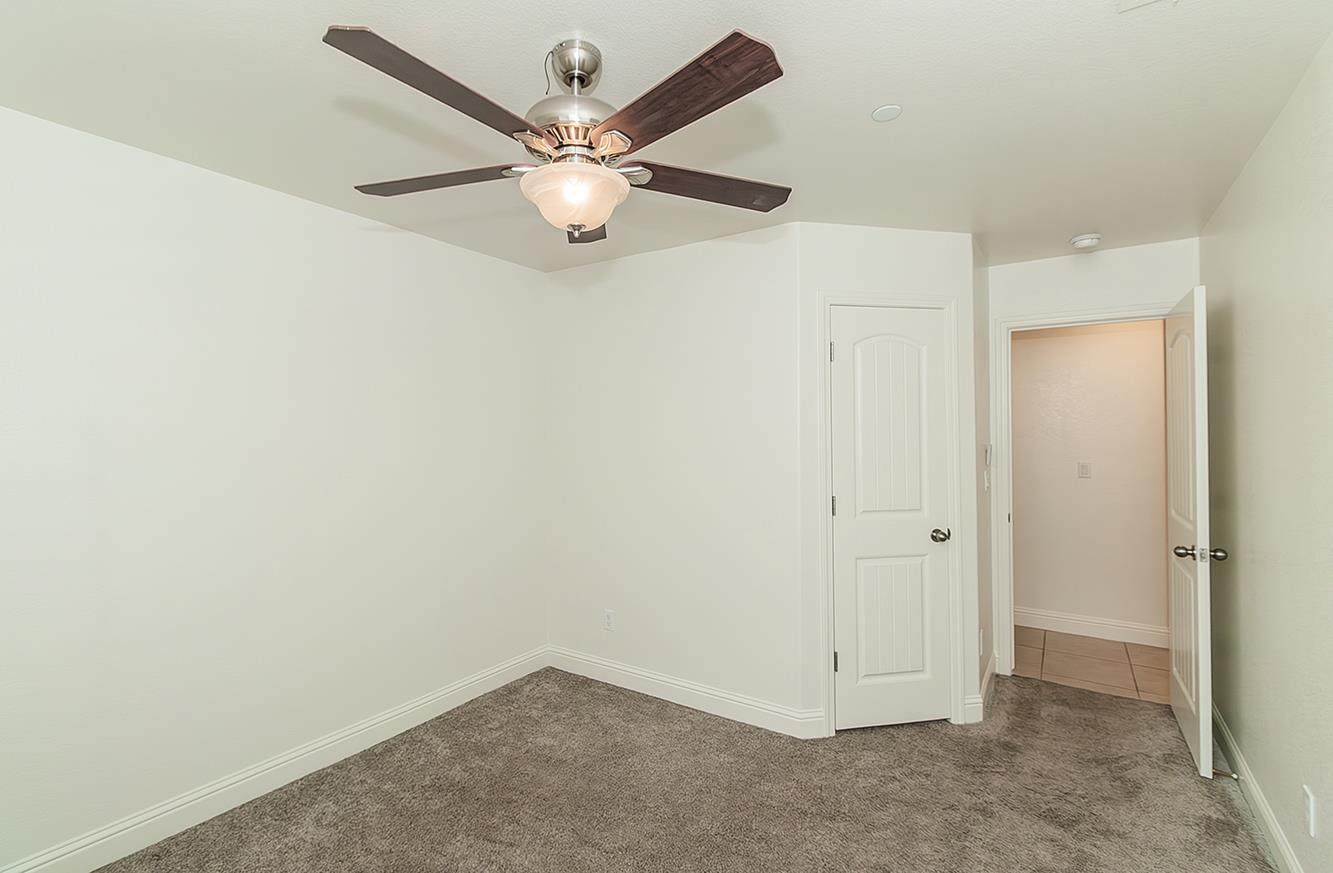 461 Cascade Way Madera, CA 93636 - Photo 20 of 36 Gallery Image 20