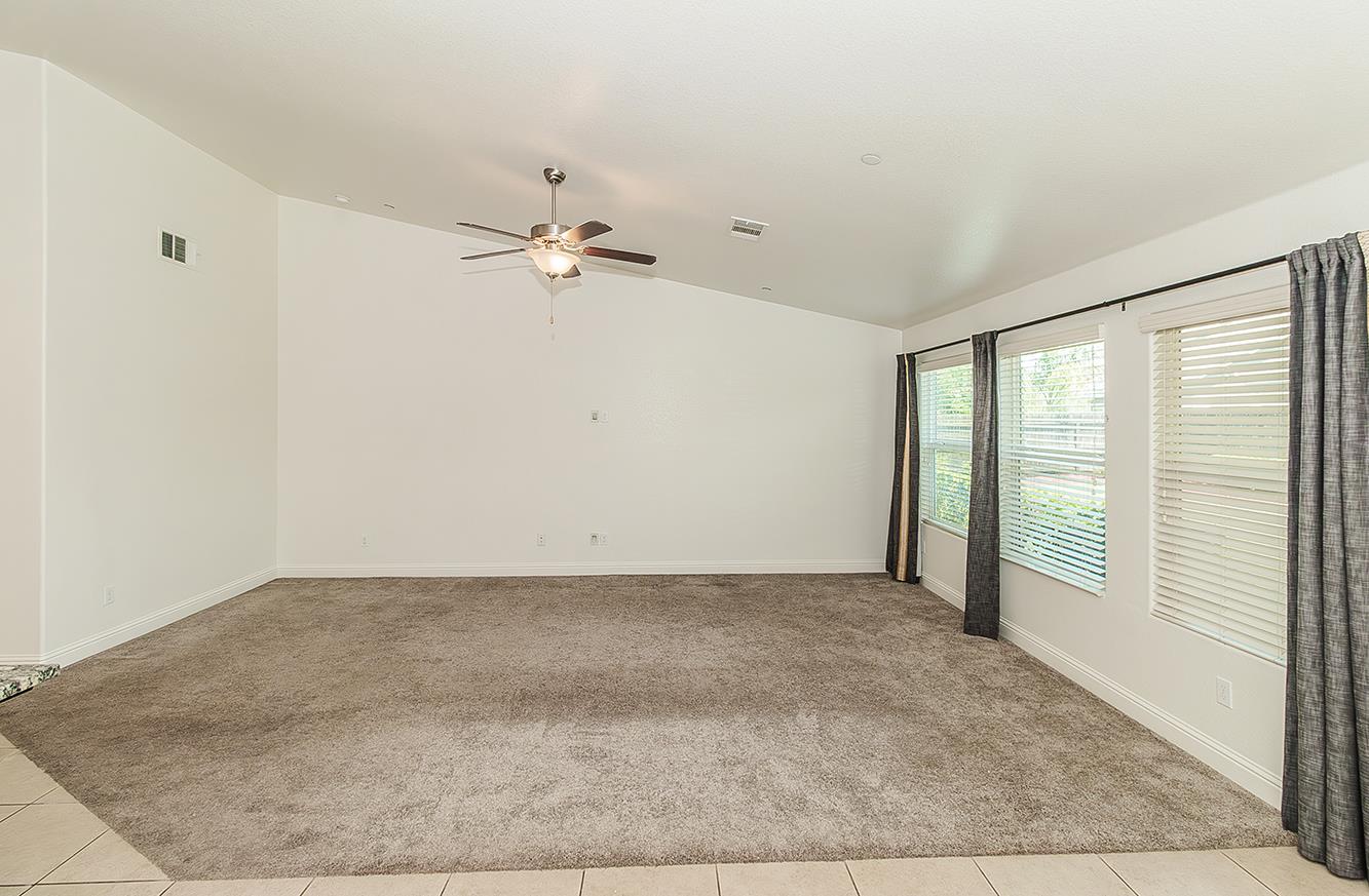 461 Cascade Way Madera, CA 93636 - Photo 5 of 36 Gallery Image 5