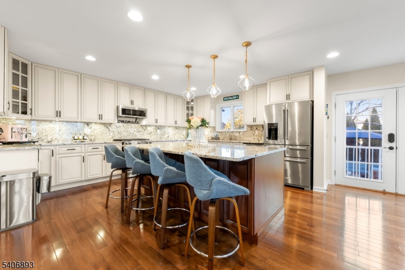 2 Roger Avenue Cranford, NJ 07016 - Photo 16 of 50