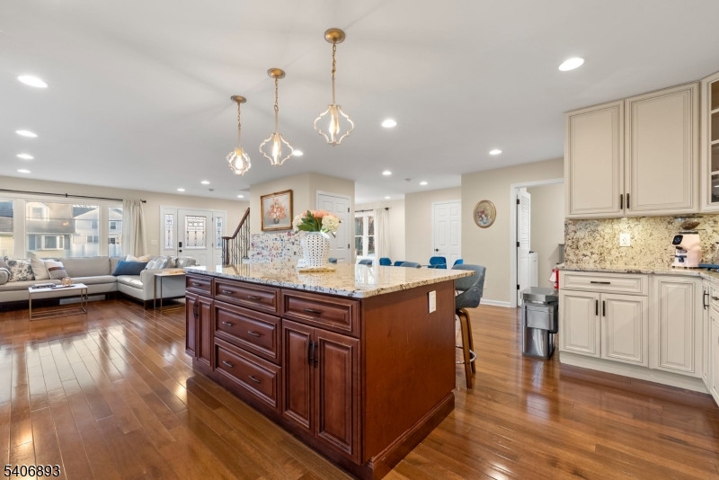 2 Roger Avenue Cranford, NJ 07016 - Photo 18 of 50