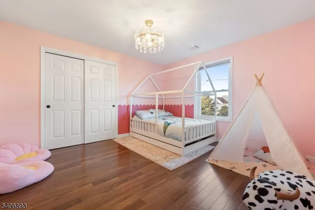 $1,299,000 | 2 Roger Avenue, Cranford, NJ 07016