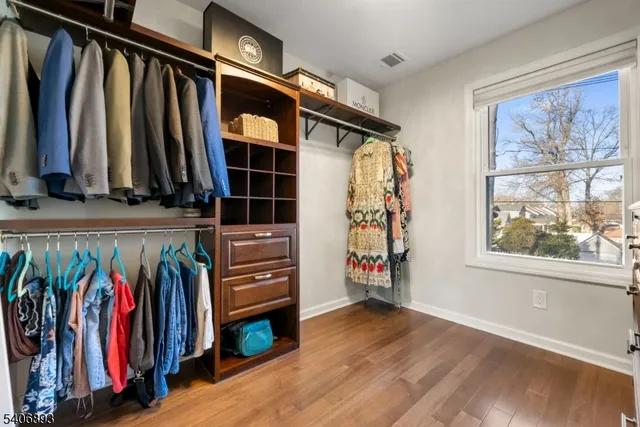 $1,299,000 | 2 Roger Avenue, Cranford, NJ 07016