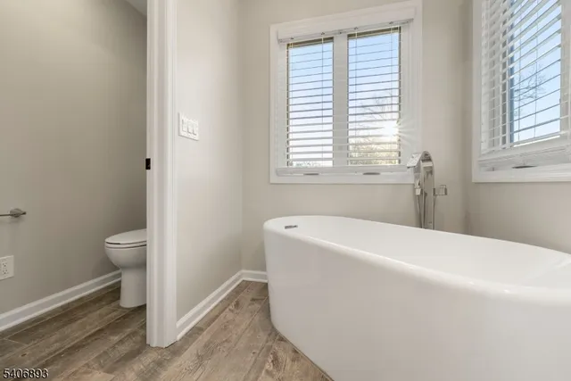 $1,299,000 | 2 Roger Avenue, Cranford, NJ 07016