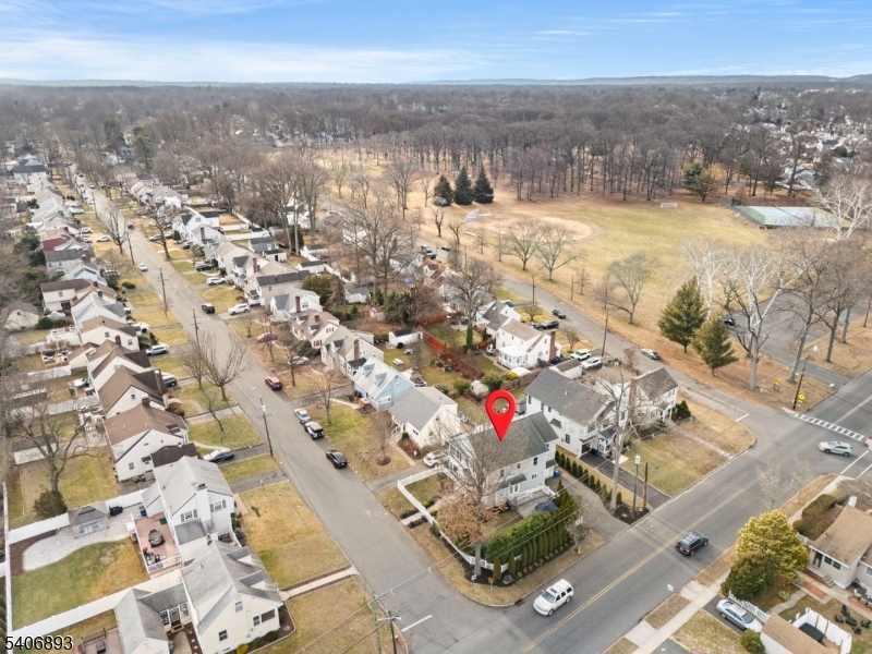 2 Roger Avenue Cranford, NJ 07016 - Photo 4 of 50