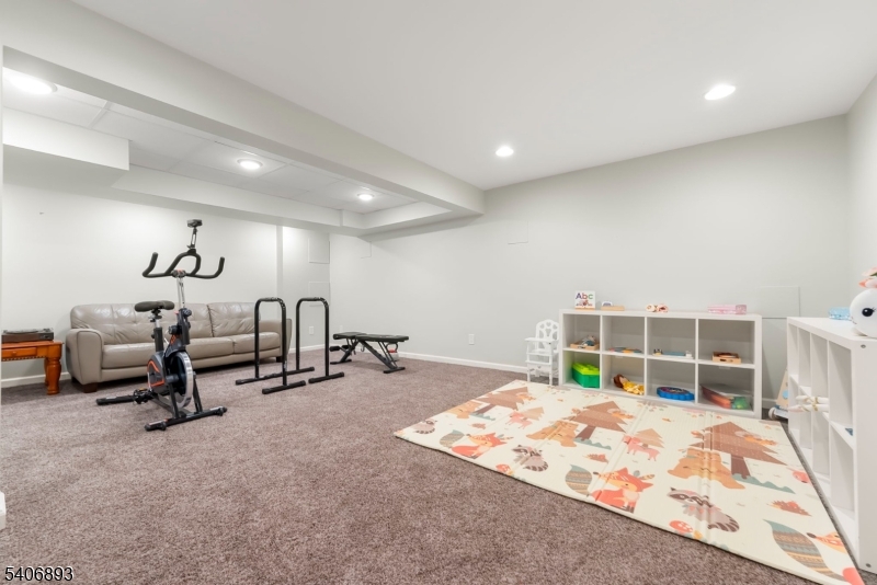 2 Roger Avenue Cranford, NJ 07016 - Photo 41 of 50