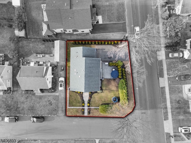 2 Roger Avenue Cranford, NJ 07016 - Photo 5 of 50