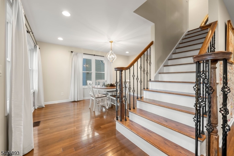 2 Roger Avenue Cranford, NJ 07016 - Photo 10 of 50