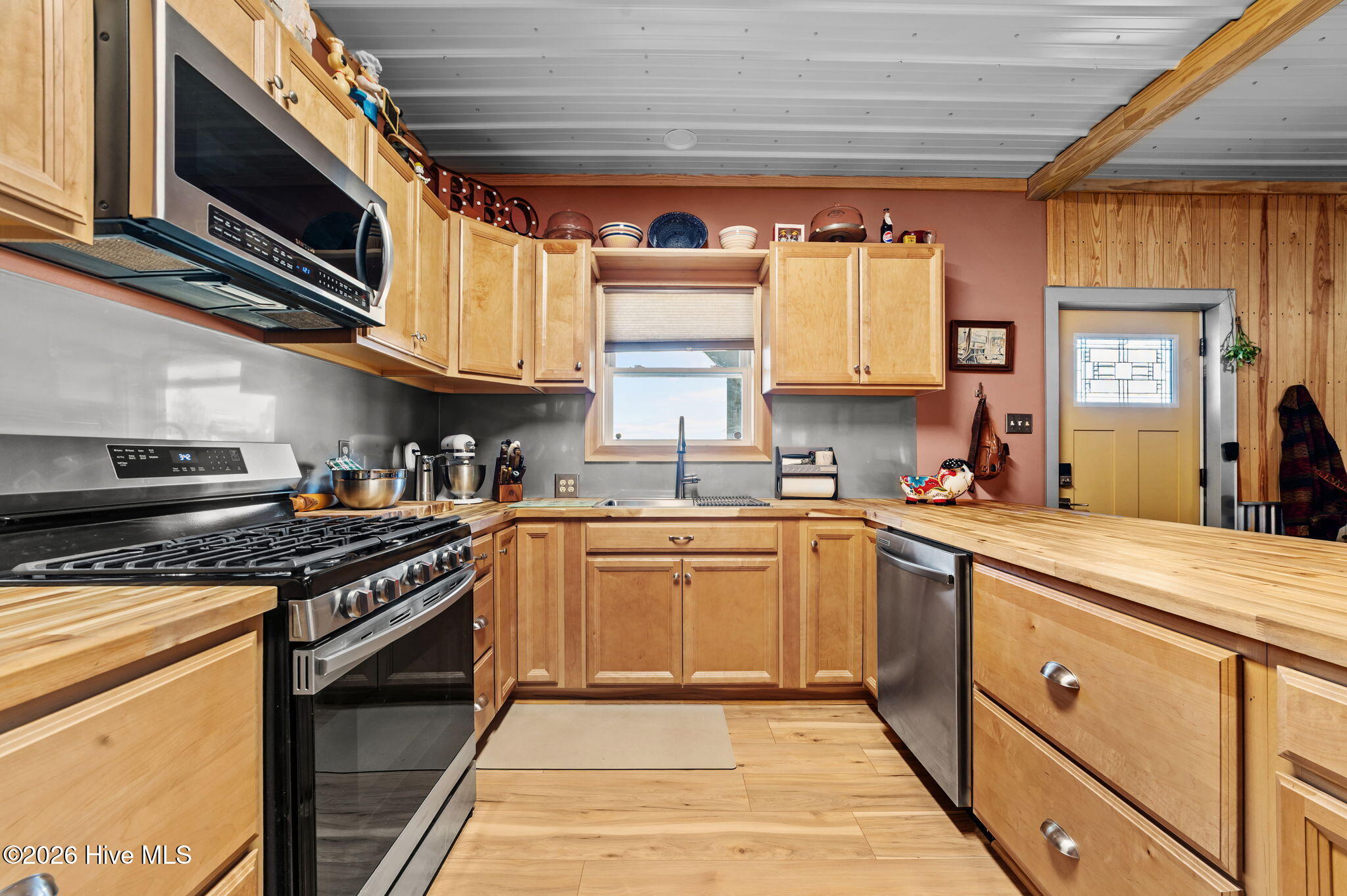 4176 Jolly Road Ayden, NC 28513 - Photo 19 of 51 26-web-or-mls-LHV_8709