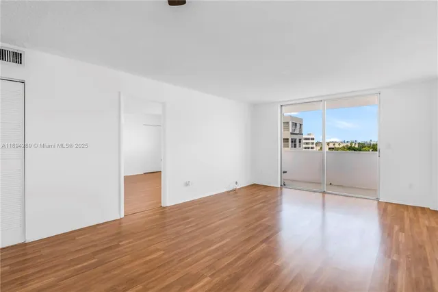 $180,000 | 16400 Northeast 17th Avenue, Unit 601, North Miami Beach, FL 33162