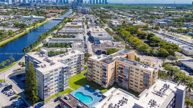 $180,000 | 16400 Northeast 17th Avenue, Unit 601, North Miami Beach, FL 33162