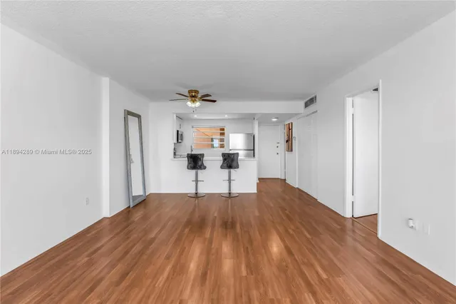 $180,000 | 16400 Northeast 17th Avenue, Unit 601, North Miami Beach, FL 33162