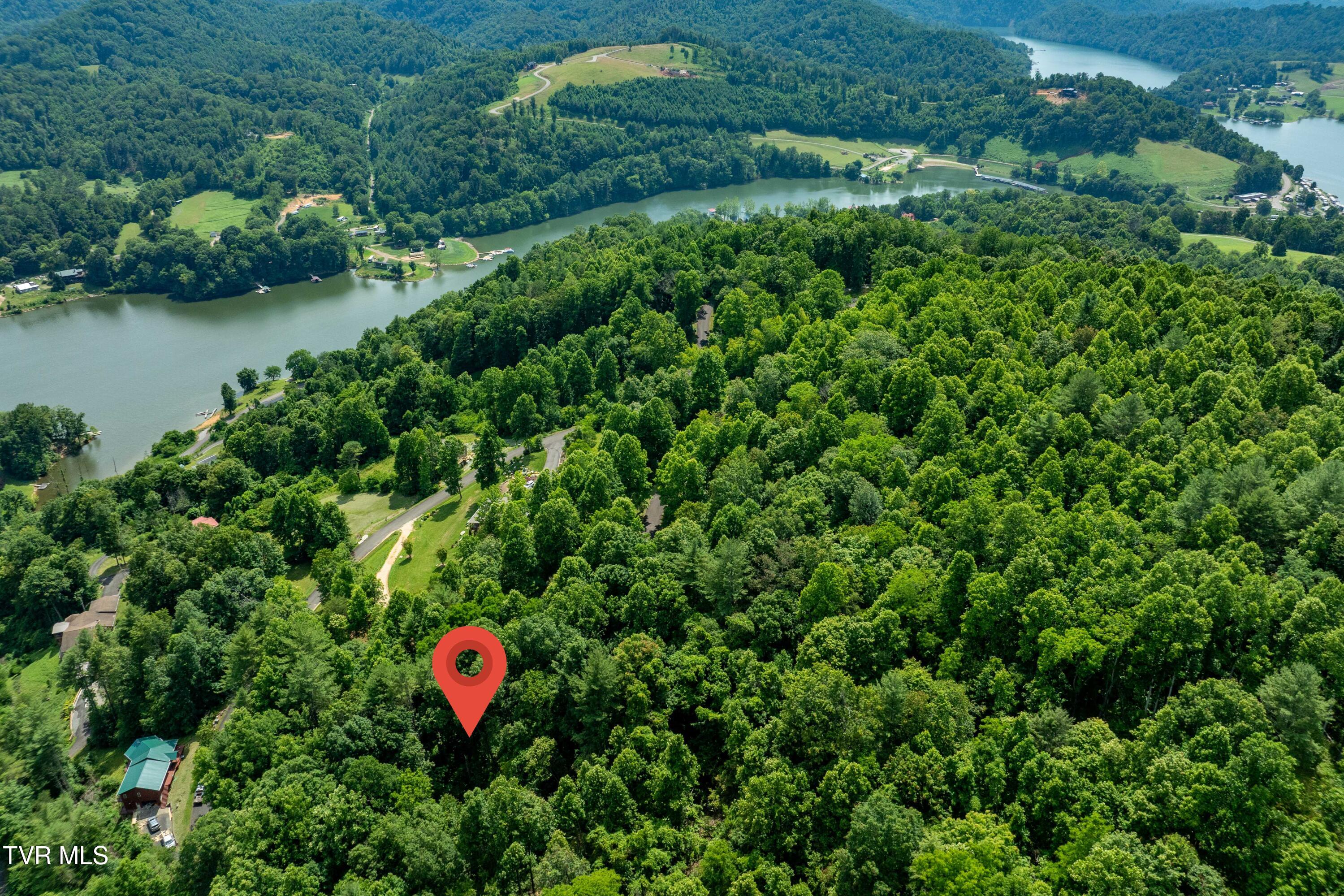 Lot 21 Lake Ridge Road, Unit 21 Butler, TN 37640 - Photo 9 of 26 Lot 21 (9 of 25)