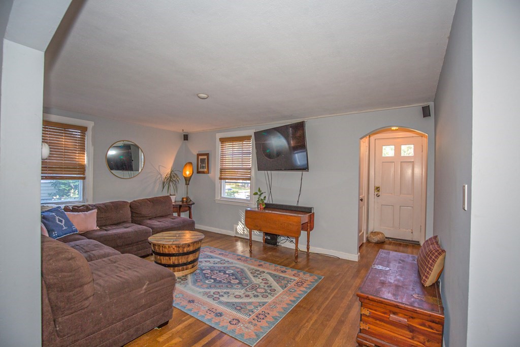 24 Ashley Road Holyoke, MA 01040 - Photo 16 of 42 Gallery Image 16