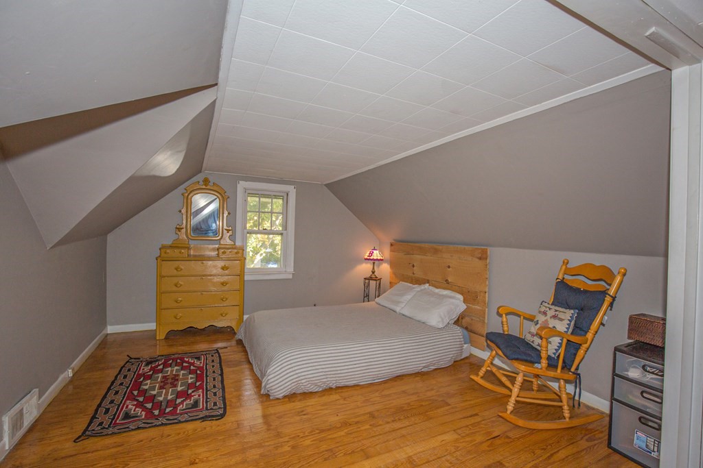 24 Ashley Road Holyoke, MA 01040 - Photo 25 of 42 Gallery Image 25