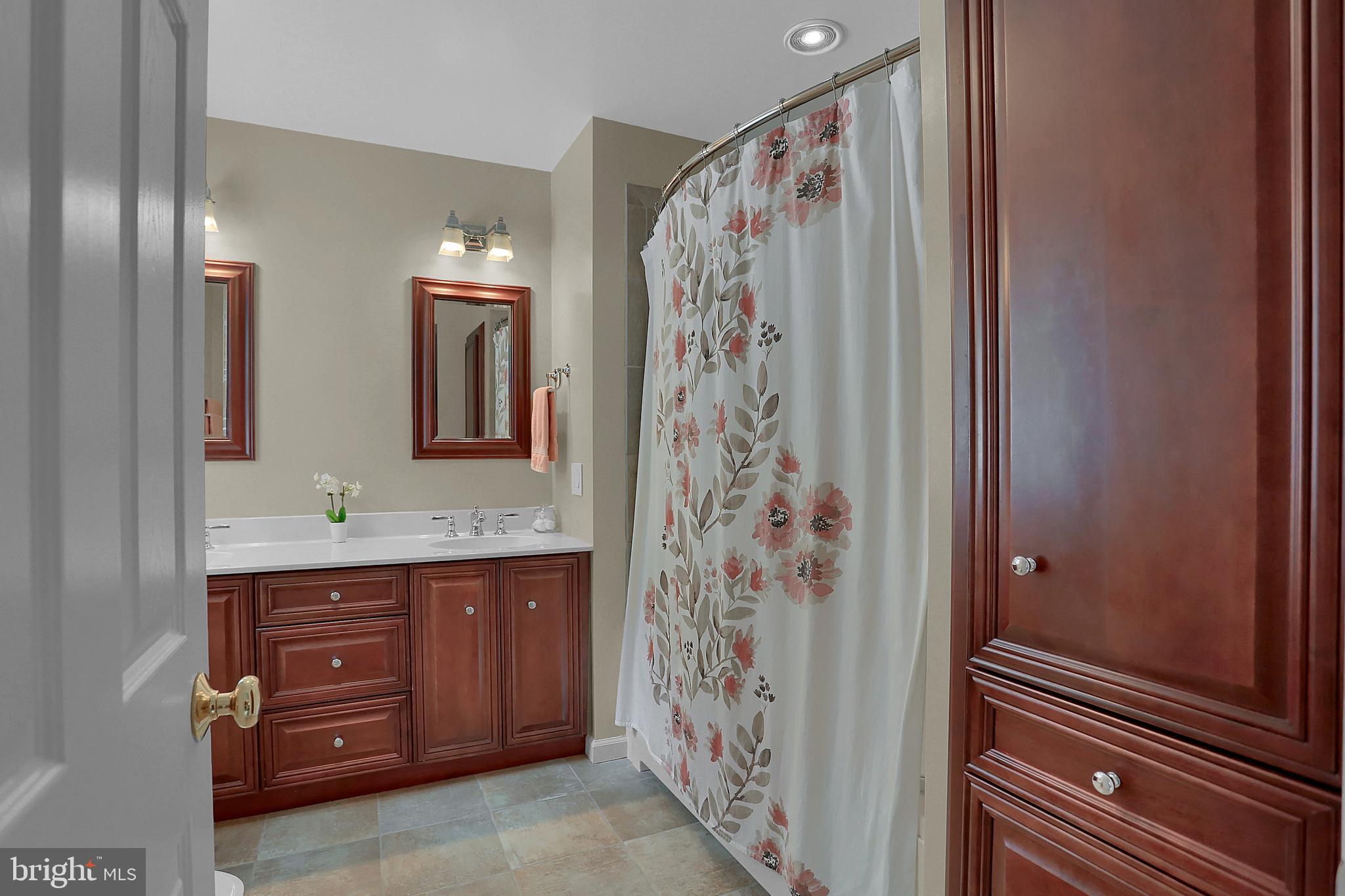 1270 Kuhn Road Boiling Springs, PA 17007 - Photo 37 of 52 Gallery Image 37
