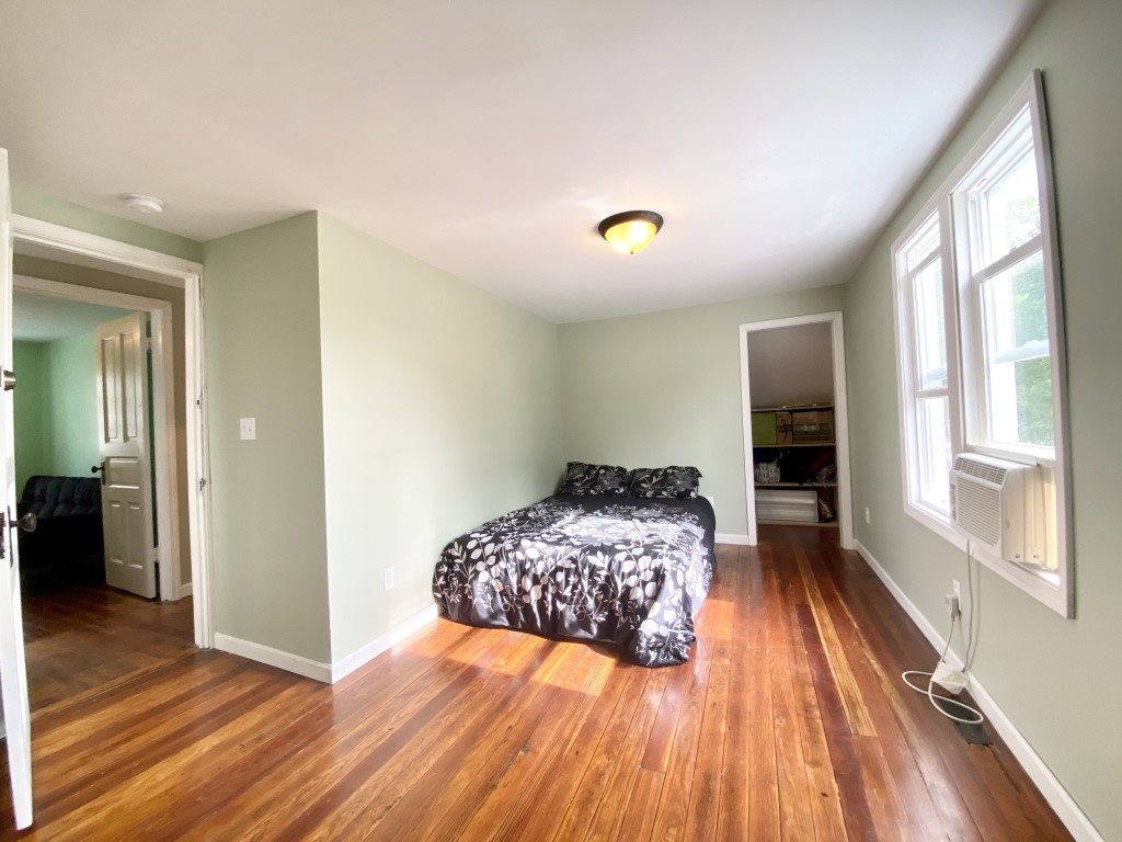 220 Rockingham Avenue Alma, MI 48801 - Photo 14 of 26 1877588-13.JPG