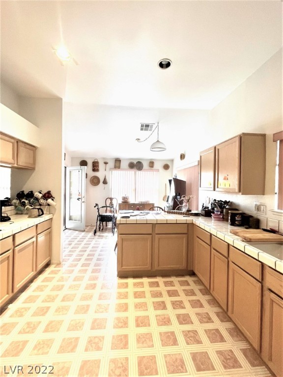 5316 Rim View Lane Las Vegas, NV 89130 - Photo 6 of 28 Gallery Image 6