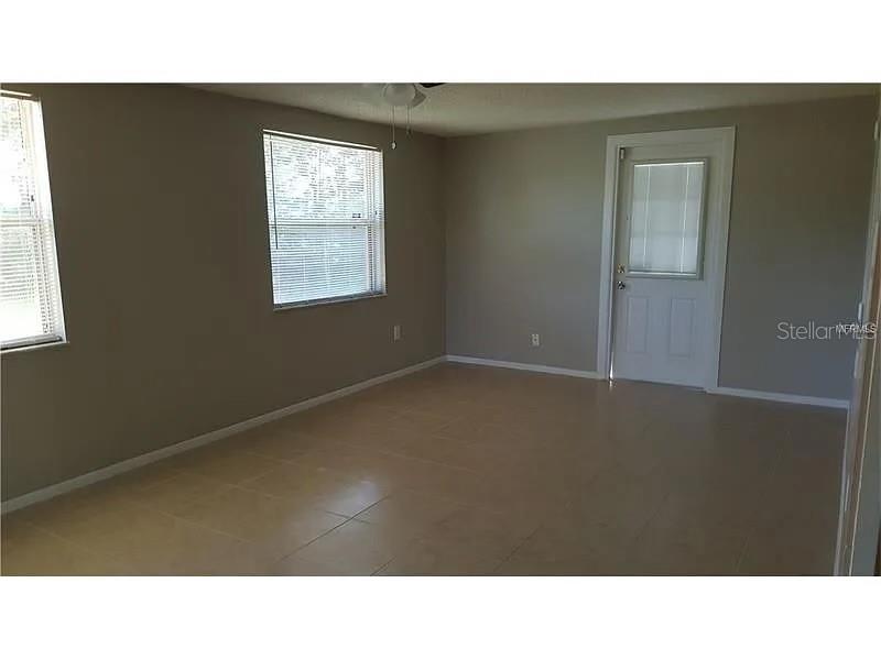 7325 Coventry Drive Port Richey, FL 34668 - Photo 4 of 10