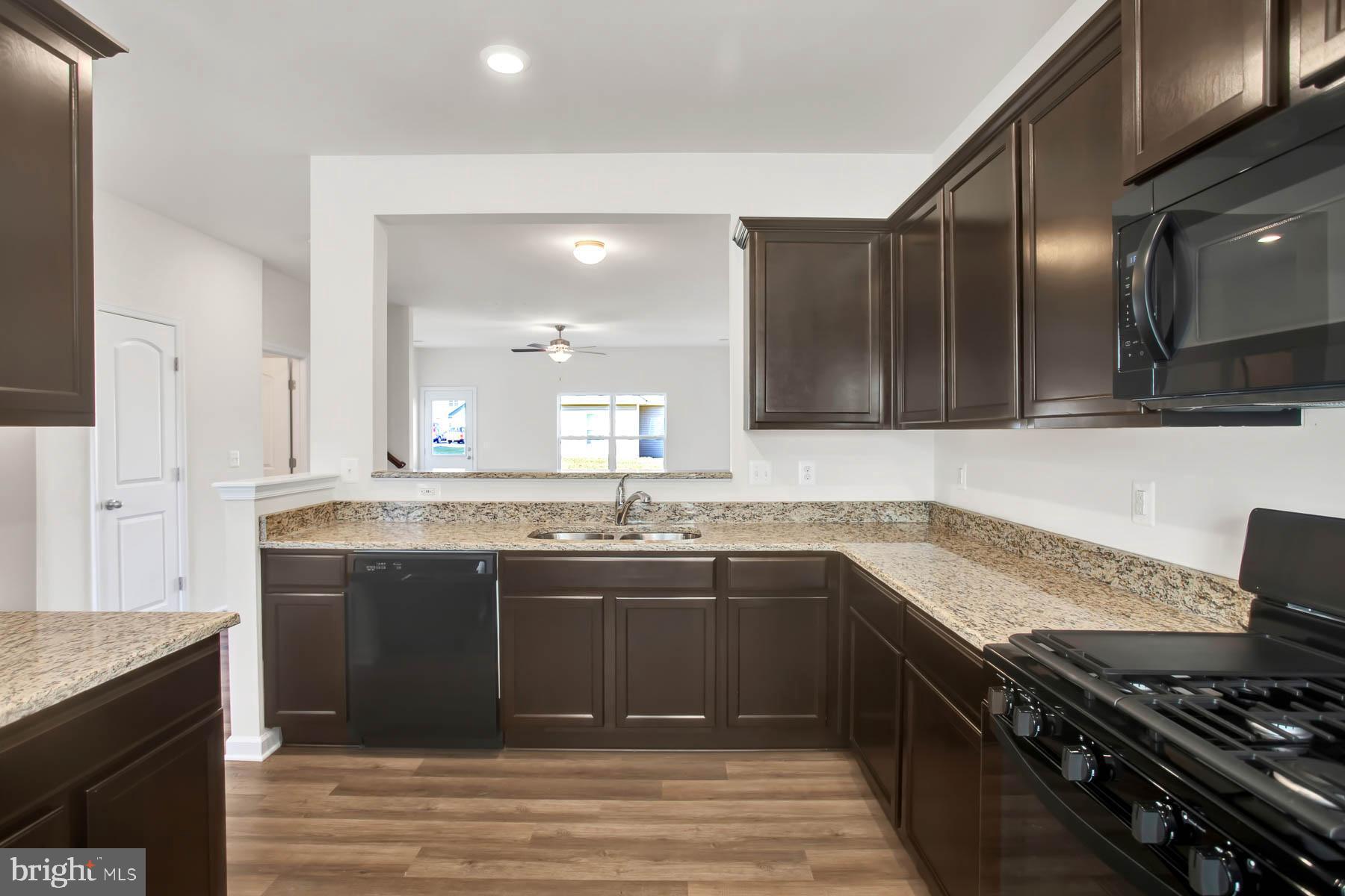 135 Rappahannock Run Falling Waters, WV 25419 - Photo 9 of 27