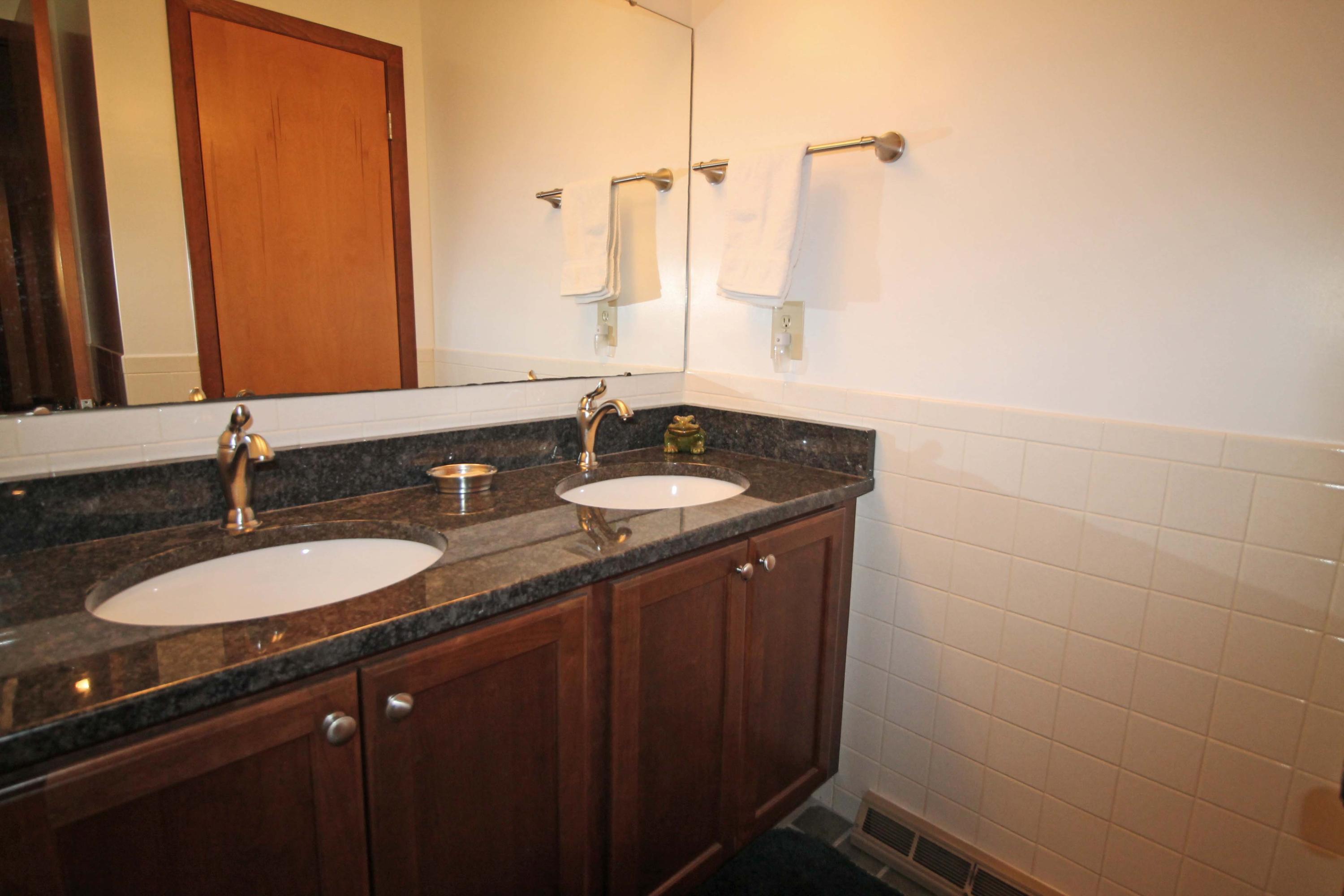 2651 Carriage Road Powell, OH 43065 - Photo 25 of 50 Gallery Image 25
