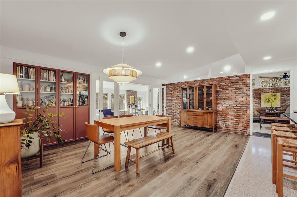 2112 Gregory Lane Waco, TX 76708 - Photo 16 of 40 Gallery Image 16