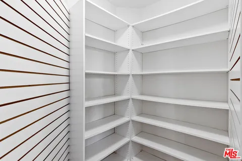 $1,248,000 | 9000 Cynthia Street, Unit 208, West Hollywood, CA 90069