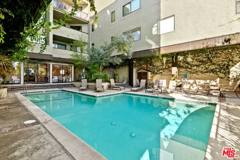 $1,248,000 | 9000 Cynthia Street, Unit 208, West Hollywood, CA 90069