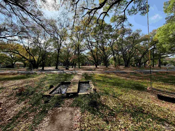 $175,000 | 201 Comanche Trail, Pensacola, FL 32506