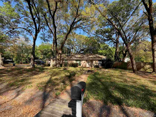$175,000 | 201 Comanche Trail, Pensacola, FL 32506