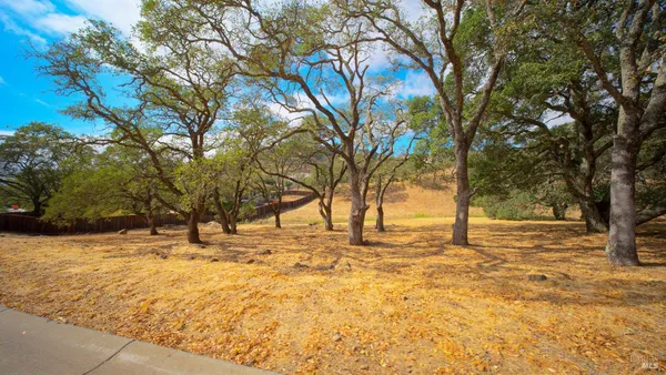 $375,000 | 743 Bridle Ridge Court, Fairfield, CA 94534