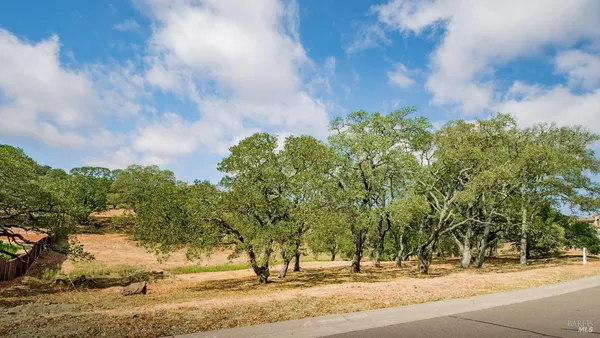 $375,000 | 743 Bridle Ridge Court, Fairfield, CA 94534
